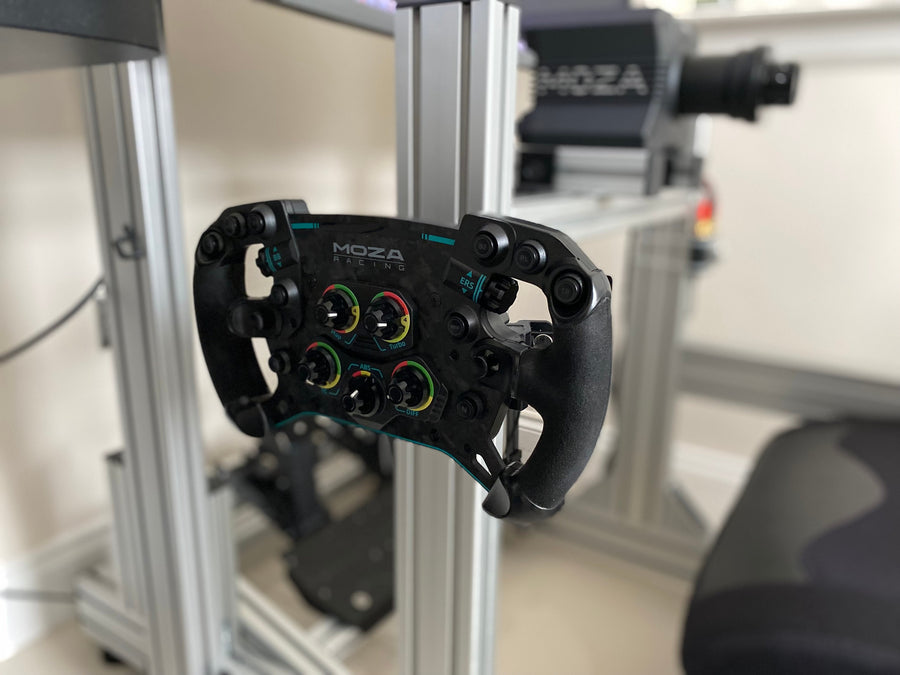 MOZA Quick Release for Steering Wheel Black add for sim racers great to display the secorday steering wheel. CS GS FSR Wheel and RS Steering QR wall mount and Aluminium Profile Mount. Bolts M8 Frame holder MOZA. Mount for Alu Cockpits MOZA Upgrade